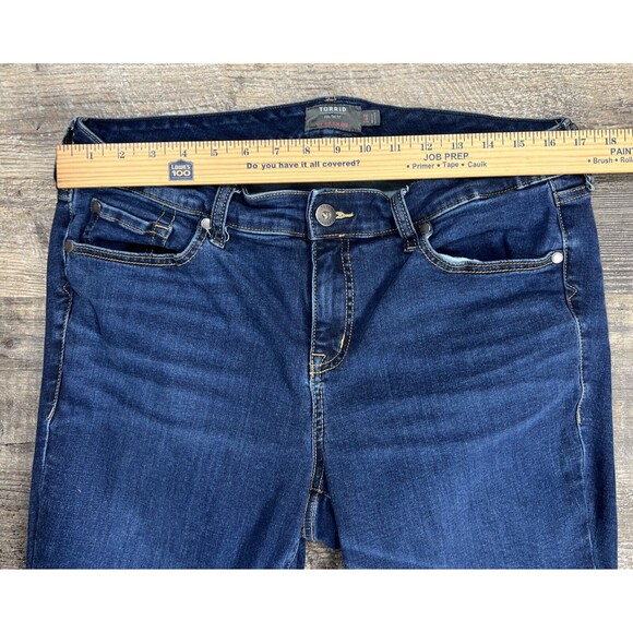 TORRID Size 14 R Mid Rise Slit Boot Blue Denim Jeans Super Soft - Picture 9 of 12